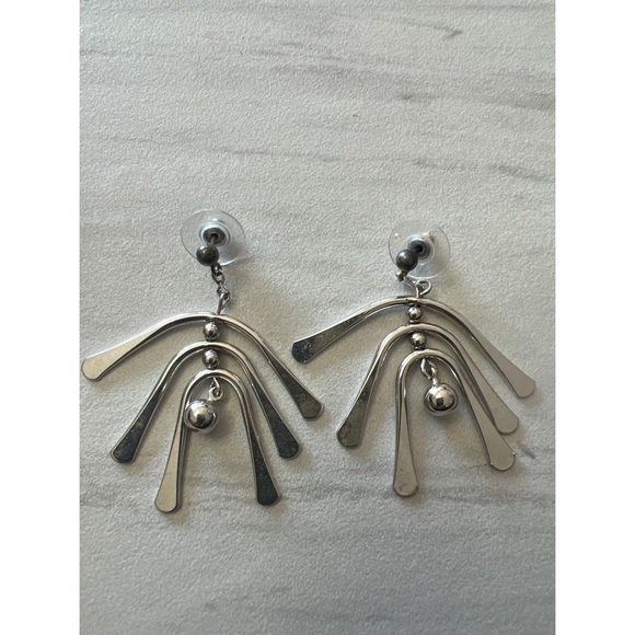 Silver Tone Articulating Paddle Earrings - Picture 2 of 3